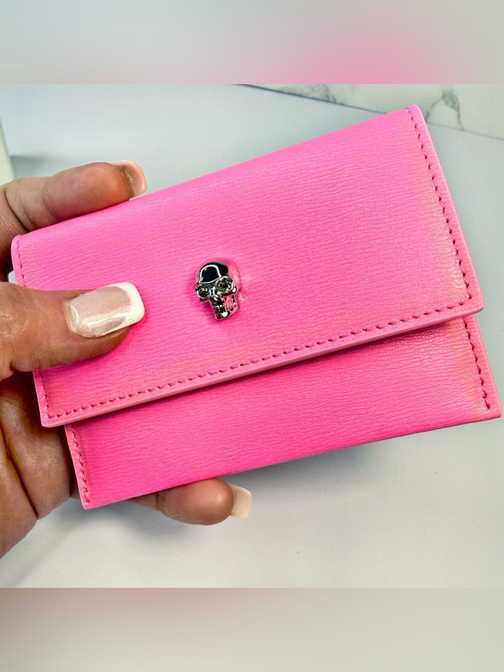Alexander McQueen Hot Pink Crystal Skull Bi-Fold Card Holder - Picture 3 of 11